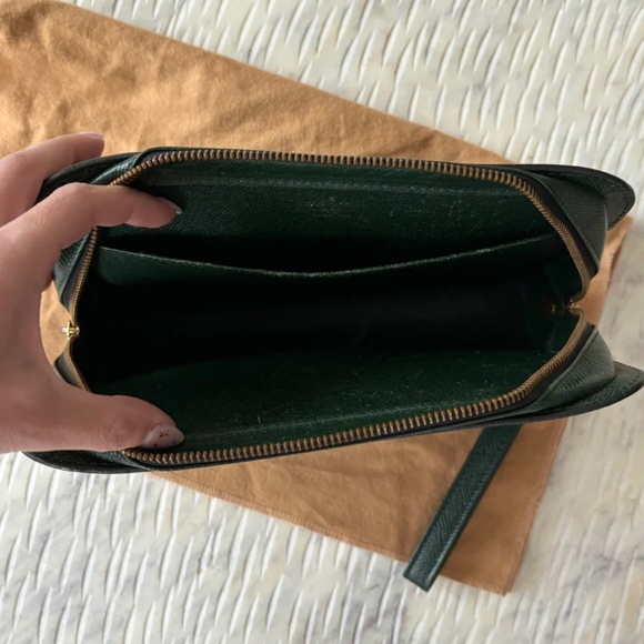 Authentic Louis Vuitton Taiga Pochette Baikal - Picture 10 of 12
